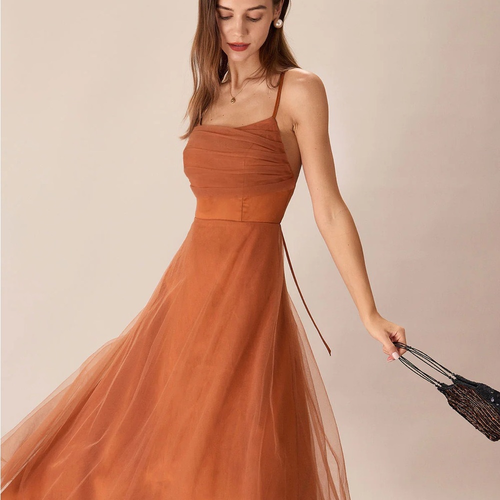 Brand new with tags Rihoas caramel mesh flowy midi dress